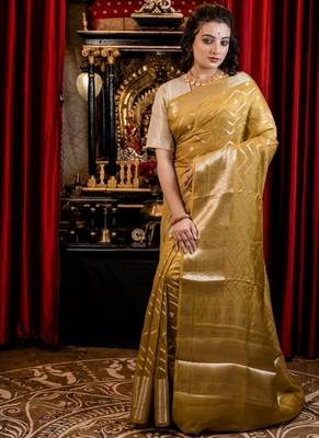 green woven faux silk blend blend zari woven all seasons sarees 3