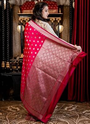 magenta woven silk blend blend zari woven all seasons sarees 4