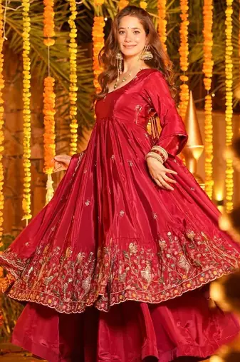 Red Organza Anarkali Suit Set