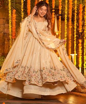 Floral Printed Organza Anarkali Suit Set 2