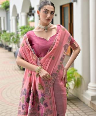 Baby pink premium soft chanderi cotton saree with resham flower weaving & contrast blouse 4