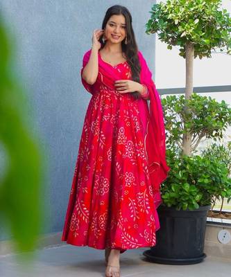 Rani Noor Muslin Embroidered Anarkali Suit Set 3