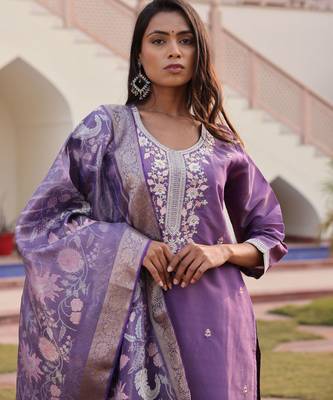 Lavender color simmer silk fabric designer embroidered heavy ceremonial wear salwar kameez 3