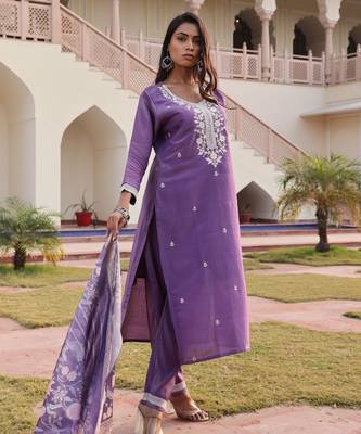 Lavender color simmer silk fabric designer embroidered heavy ceremonial wear salwar kameez 5