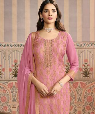 Pink embroidered viscose salwar suit 2