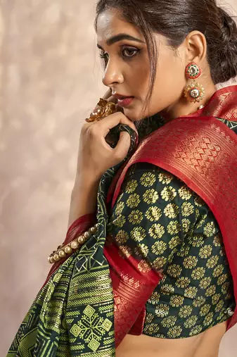 dark green with red border art silk blend with foil print casual wear saree