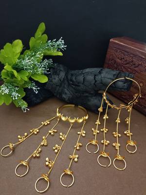 Set of 2 gold-plated chand hathphool with multi-chain ghungroo drops multi finger ring bracelets 2