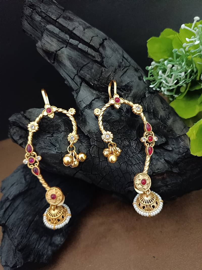 Gold-plated jhumki bugadi earcuff with red stones & pearl detailing