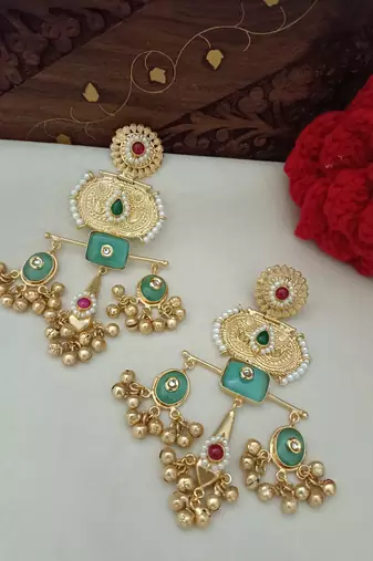 Gold plated pachi kundan studded ghungaroo kashmiri green drop earrings