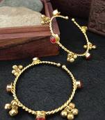 Women 2 brass kundan gold-plated bangle-style bracelet