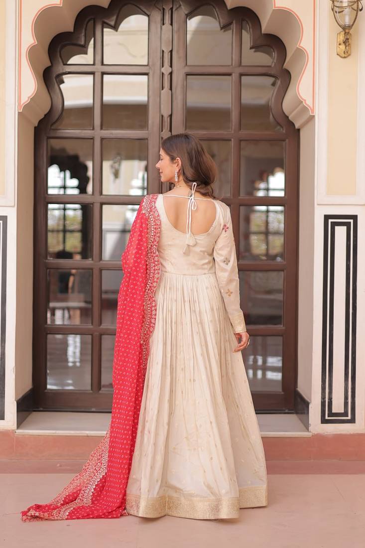 Off-white jacquard gown with red dupatta