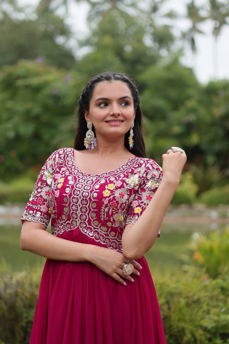 Pink zari sequin embroidered faux georgette kurta