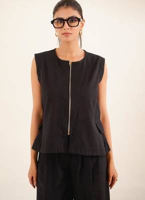 Black vest top and palazzo 2