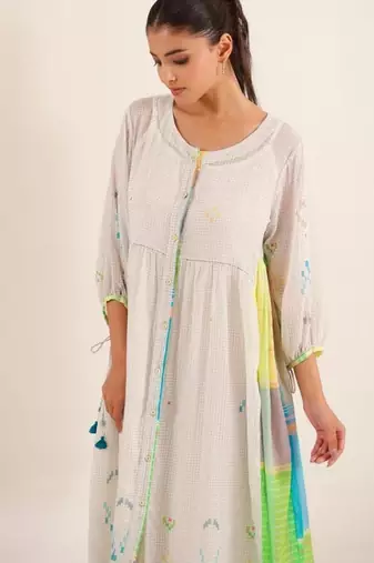 White checkred dress