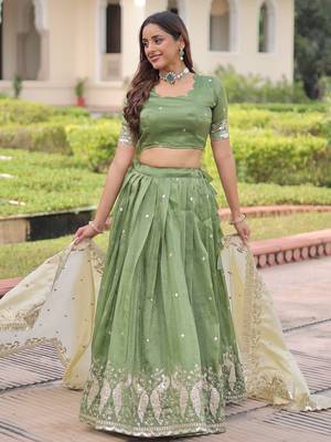 green zari embroidered crushed lehenga set choli with dupatta 4