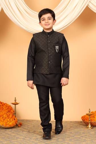 Boys black cotton blend kurta pyjama set with jacquard geometric floral waistcoat