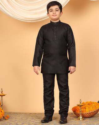 Boys black cotton blend kurta pyjama set with jacquard geometric floral waistcoat 5