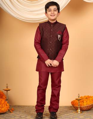 Boys maroon cotton blend kurta pyjama set with jacquard geometric floral waistcoat 1