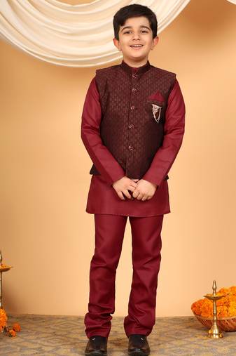 Boys maroon cotton blend kurta pyjama set with jacquard geometric floral waistcoat