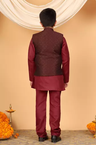 Boys maroon cotton blend kurta pyjama set with jacquard geometric floral waistcoat