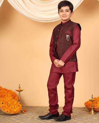 Boys maroon cotton blend kurta pyjama set with jacquard geometric floral waistcoat 4