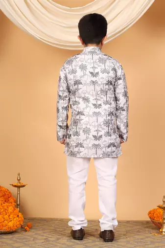 Boys off white & grey rayon zari embroidered botanical print kurta & pyjama set