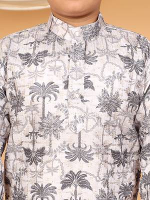 Boys off white & grey rayon zari embroidered botanical print kurta & pyjama set 3