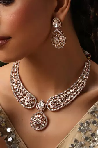 gold plated kundan necklace set