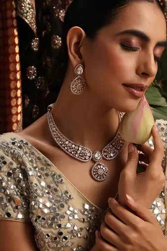 gold plated kundan necklace set