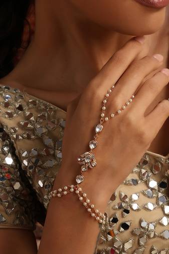 gold plated kundan hathpool