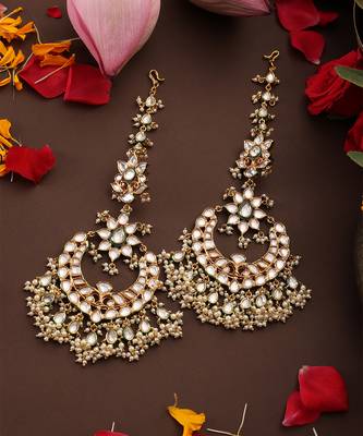 Gold plated kundan chandbali earrings 4