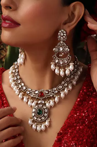 Gold plated kundan pearl necklace set