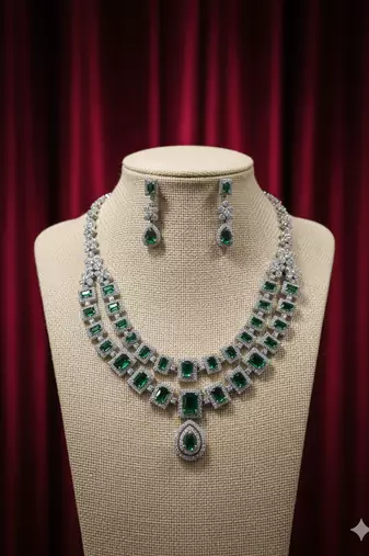 Green american diamonds necklaces