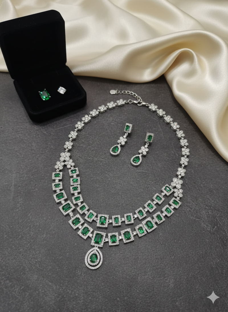 Green american diamonds necklaces