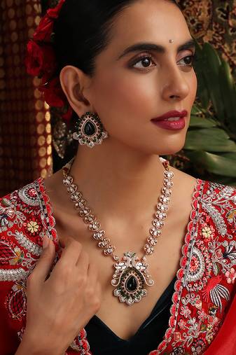 gold plated kundan green stones necklace set