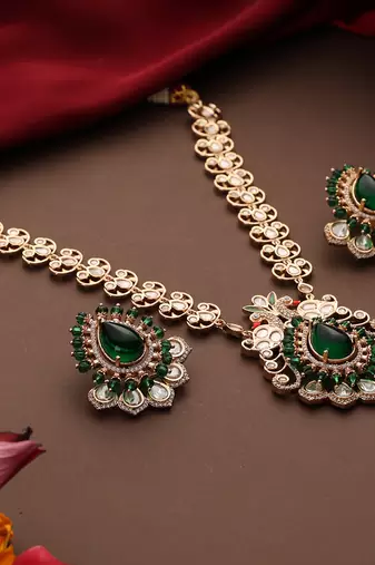 gold plated kundan green stones necklace set