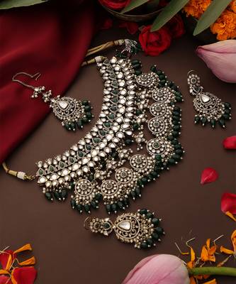 Gold plated kundan green stones necklace set 2