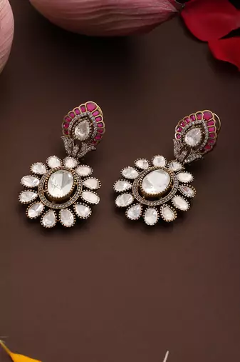 gold plated kundan dangler earrings