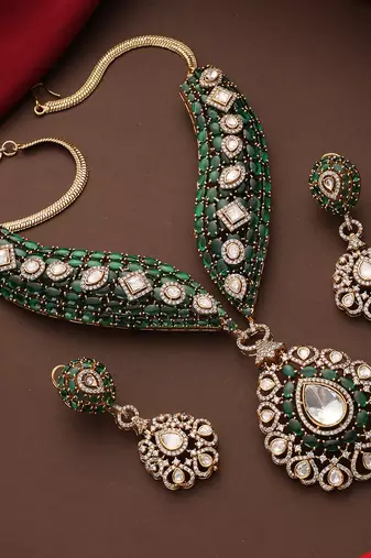 Gold plated kundan green stones necklace set