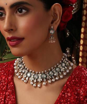 Gold plated kundan Pearls necklace set 3