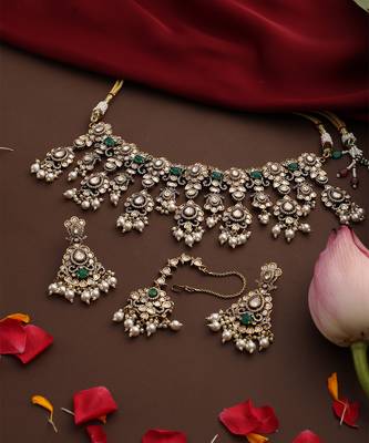 Gold plated kundan green stones necklace set 2