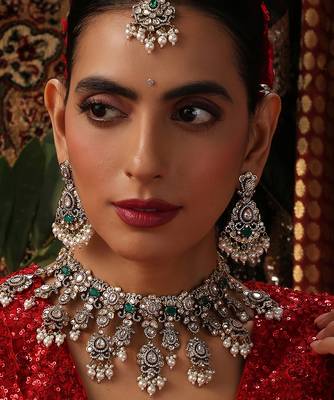 Gold plated kundan green stones necklace set 3