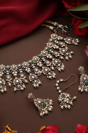 Gold plated kundan green stones necklace set