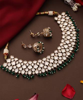 Gold plated kundan green stone necklace set 4