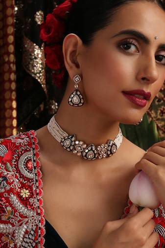 gold plated kundan green stones choker necklace set