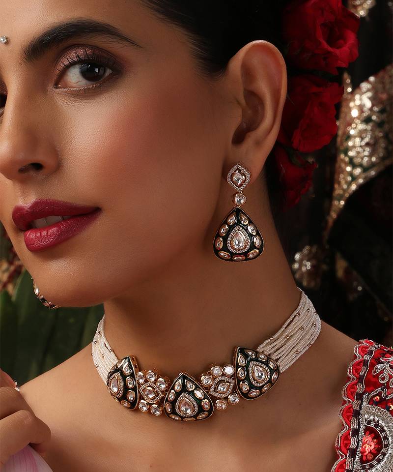 gold plated kundan green stones choker necklace set