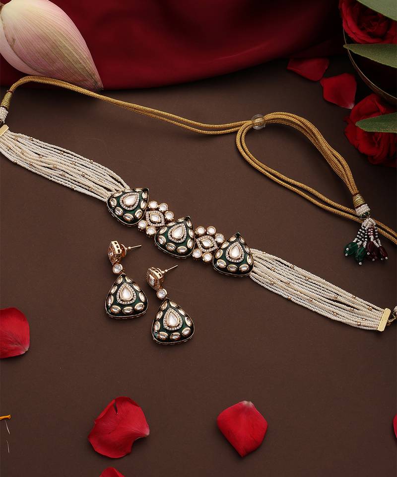 gold plated kundan green stones choker necklace set