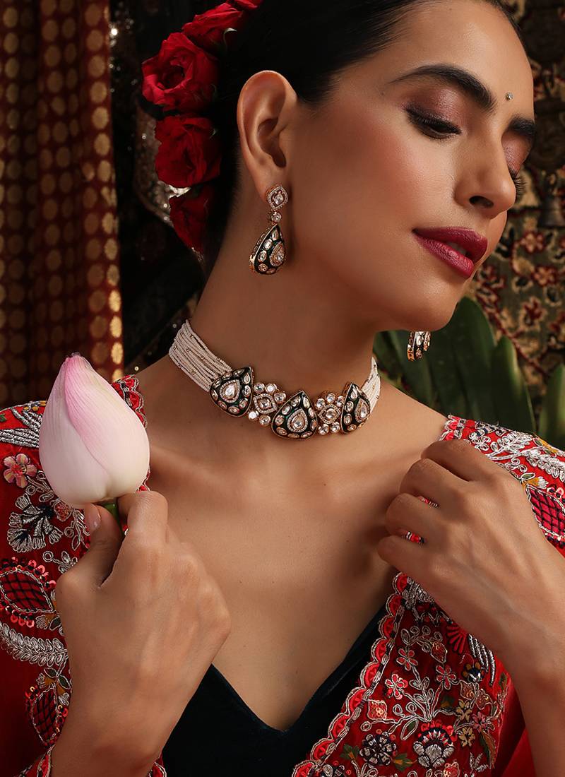 gold plated kundan green stones choker necklace set