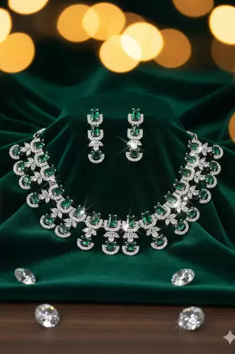 Green american diamonds necklaces