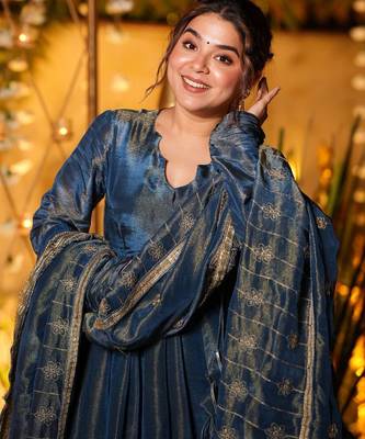 Blue Embroidered Anarkali Suit Set 5